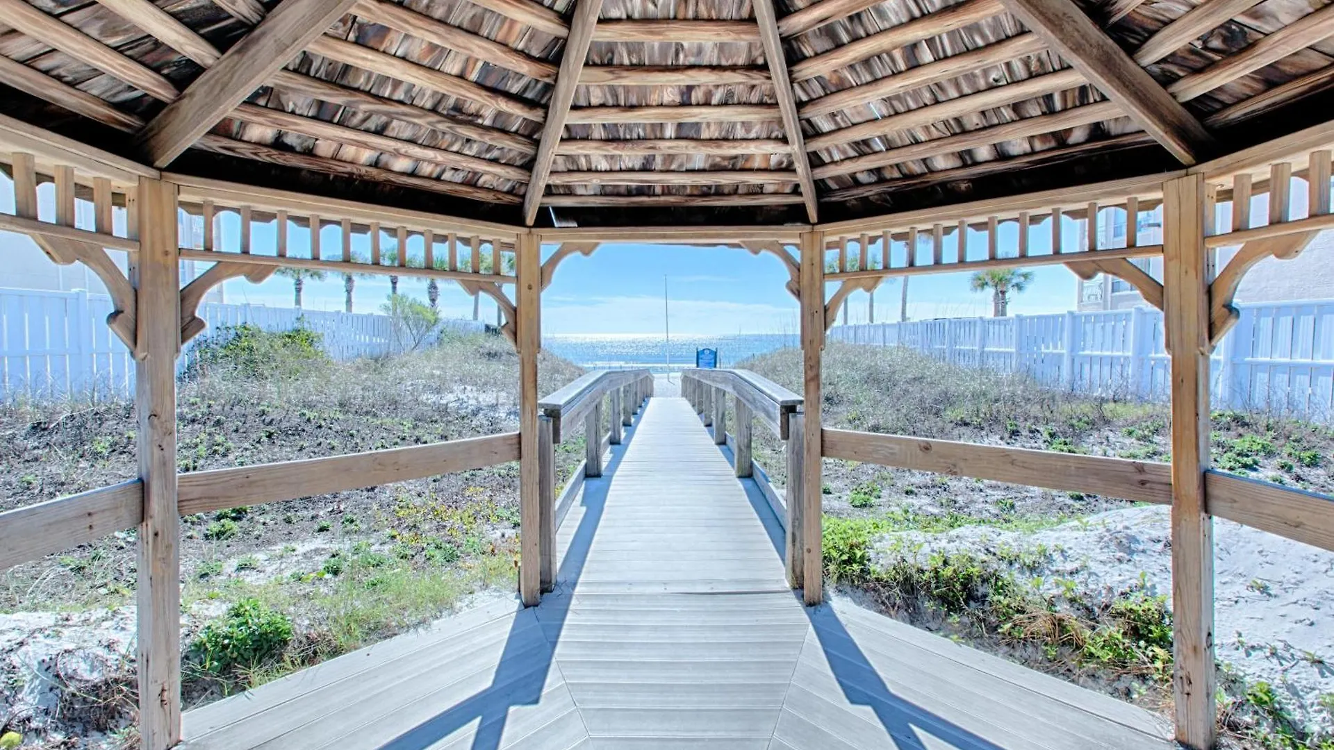 Willa Pier Destiny 66 Pompano Street